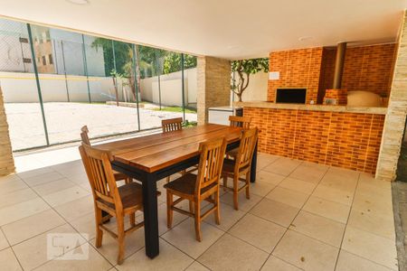 Apartamento à venda com 80m², 3 quartos e 1 vaga Apartamento à venda com 80m², 3 quartos e 1 vagaChurrasqueira