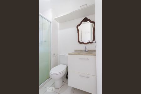 Apartamento à venda com 80m², 3 quartos e 1 vaga Apartamento à venda com 80m², 3 quartos e 1 vagaBanheiro da Suíte
