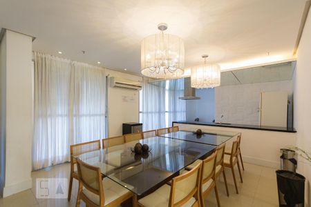 Apartamento à venda com 80m², 3 quartos e 1 vaga Apartamento à venda com 80m², 3 quartos e 1 vagaEspaço Gourmet
