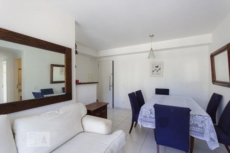 Apartamento à venda com 80m², 3 quartos e 1 vaga Apartamento à venda com 80m², 3 quartos e 1 vagaSala