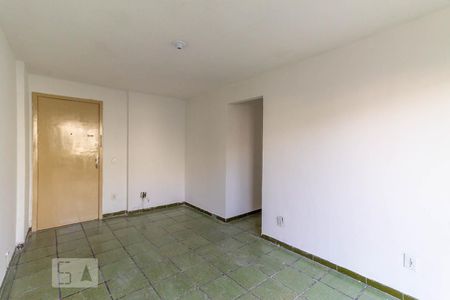 Sala de apartamento para alugar com 2 quartos, 70m² em Piedade, Rio de Janeiro