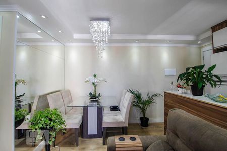 Sala de apartamento à venda com 3 quartos, 58m² em Jardim Las Vegas, Guarulhos