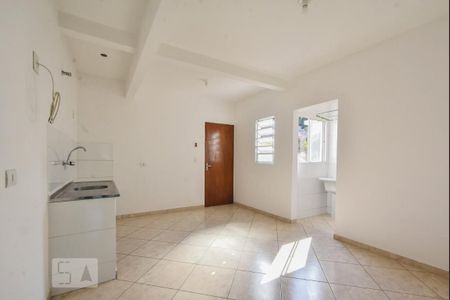 Cozinha de kitnet/studio para alugar com 1 quarto, 45m² em Jardim Monte Azul, São Paulo