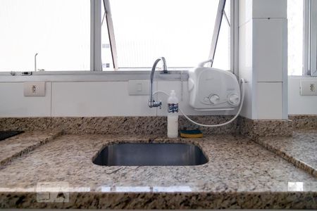 Apartamento para alugar com 77m², 2 quartos e 1 vagaCozinha / Área de Serviço