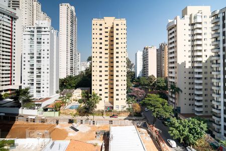 Sala - Vista de apartamento para alugar com 2 quartos, 77m² em Brooklin Paulista, São Paulo