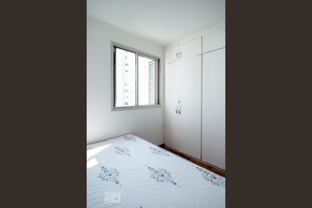 Apartamento para alugar com 77m², 2 quartos e 1 vagaQuarto 2