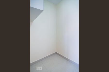 Apartamento para alugar com 77m², 2 quartos e 1 vagaQuarto de Serviço