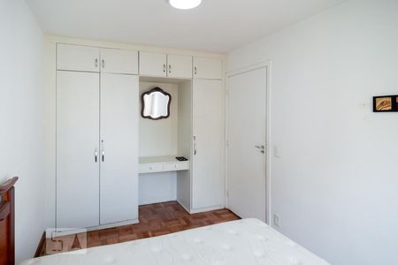 Quarto 1 de apartamento para alugar com 2 quartos, 77m² em Brooklin Paulista, São Paulo