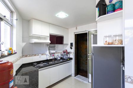 Apartamento para alugar com 62m², 2 quartos e 1 vagaCozinha