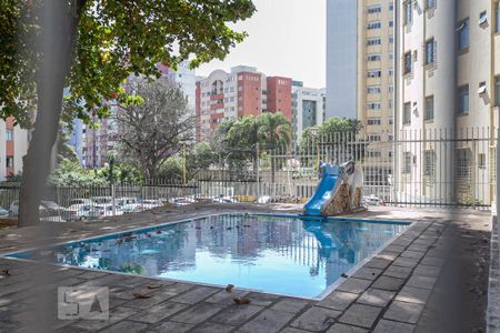 Apartamento para alugar com 62m², 2 quartos e 1 vagaÁrea comum - Piscina