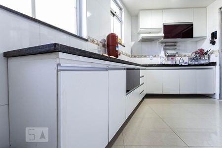 Apartamento para alugar com 62m², 2 quartos e 1 vagaCozinha
