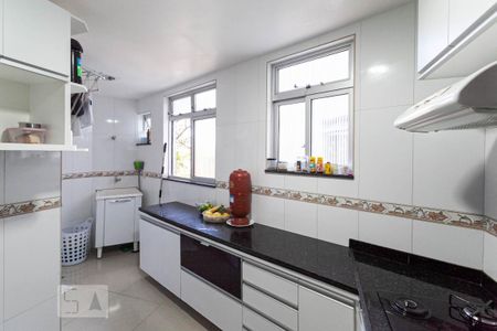 Apartamento para alugar com 62m², 2 quartos e 1 vagaCozinha