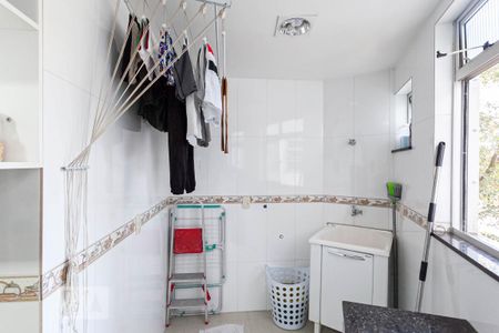 Apartamento para alugar com 62m², 2 quartos e 1 vagaÁrea de serviço