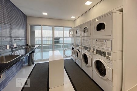 Studio para alugar com 52m², 1 quarto e 2 vagas Studio para alugar com 52m², 1 quarto e 2 vagasLavanderia