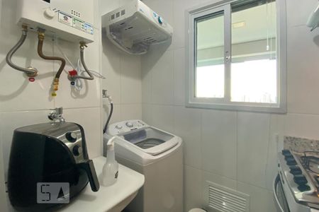 Área de Serviço de kitnet/studio para alugar com 1 quarto, 52m² em  Parque Campolim, Sorocaba