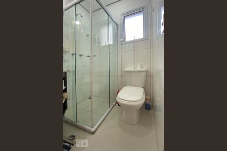 Studio para alugar com 52m², 1 quarto e 2 vagas Studio para alugar com 52m², 1 quarto e 2 vagasBanheiro