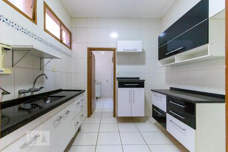 Apartamento à venda com 71m², 2 quartos e sem vagaCozinha