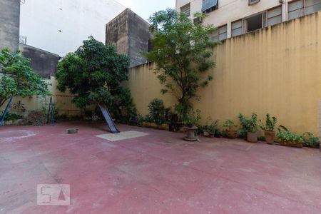 Apartamento à venda com 71m², 2 quartos e sem vagaÁrea Comum - Playground