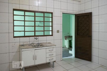 Casa para alugar com 80m², 2 quartos e 1 vaga Casa para alugar com 80m², 2 quartos e 1 vagaCOZINHA