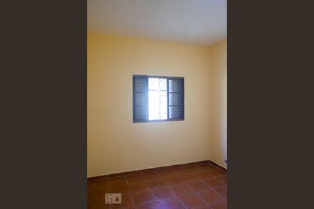 QUARTO 1 de casa para alugar com 2 quartos, 80m² em Vila dos Remedios, São Paulo