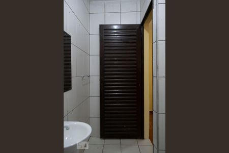 Casa para alugar com 80m², 2 quartos e 1 vaga Casa para alugar com 80m², 2 quartos e 1 vagaBANHEIRO