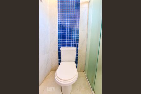 Casa à venda com 207m², 3 quartos e 4 vagasBanheiro da Suite 3