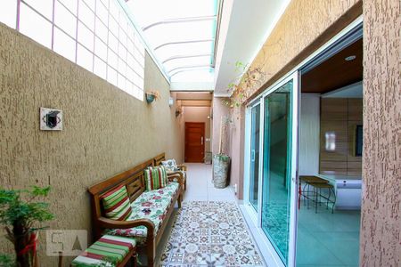 Casa à venda com 207m², 3 quartos e 4 vagasCorredor