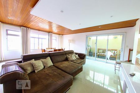 Sala de casa à venda com 3 quartos, 207m² em Vila Medeiros, São Paulo