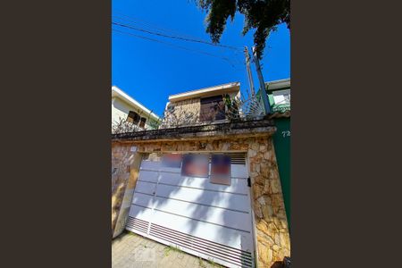 Casa à venda com 207m², 3 quartos e 4 vagasFachada