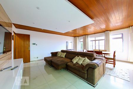 Sala de casa à venda com 3 quartos, 207m² em Vila Medeiros, São Paulo