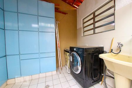 Casa à venda com 207m², 3 quartos e 4 vagasArea de Serviço