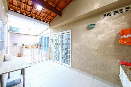 Casa à venda com 207m², 3 quartos e 4 vagasArea de Serviço