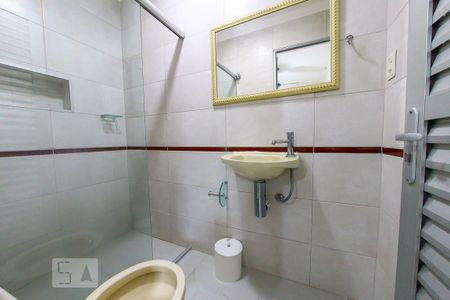 Casa à venda com 207m², 3 quartos e 4 vagasBanheiro de Serviço