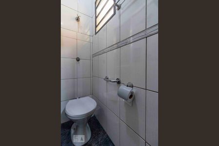 Banheiro Suite 1 de casa à venda com 3 quartos, 350m² em Vila Carmosina, São Paulo