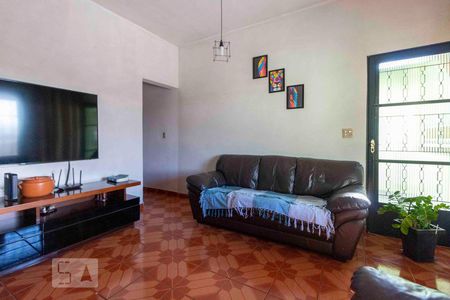 Sala de casa à venda com 3 quartos, 350m² em Vila Carmosina, São Paulo