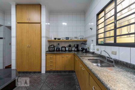 Casa à venda com 350m², 3 quartos e 3 vagasCozinha