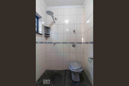 Casa à venda com 350m², 3 quartos e 3 vagasBanheiro Suite 2