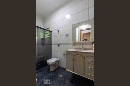 Banheiro Corredor de casa à venda com 3 quartos, 350m² em Vila Carmosina, São Paulo