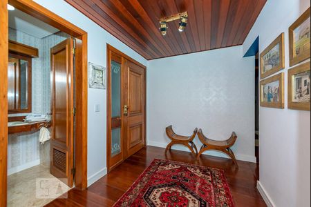 Apartamento à venda com 463m², 3 quartos e 4 vagas Apartamento à venda com 463m², 3 quartos e 4 vagasCorredor