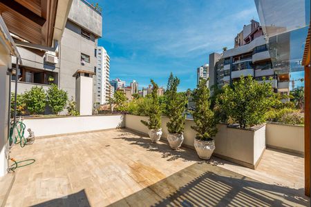 Apartamento à venda com 463m², 3 quartos e 4 vagas Apartamento à venda com 463m², 3 quartos e 4 vagasÁrea comum