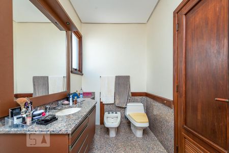 Apartamento à venda com 463m², 3 quartos e 4 vagas Apartamento à venda com 463m², 3 quartos e 4 vagasBanheiro