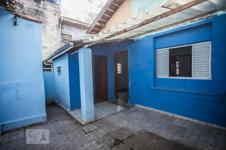Casa à venda com 70m², 2 quartos e 1 vaga Casa à venda com 70m², 2 quartos e 1 vagaQuintal