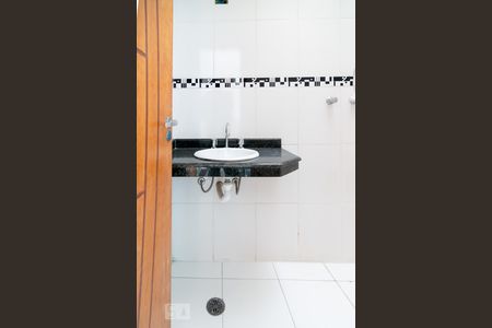 Casa para alugar com 88m², 3 quartos e 3 vagasBanheiro Social