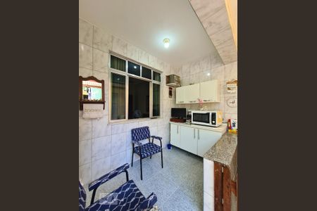 Casa à venda com 230m², 3 quartos e sem vagaÁrea de Serviço