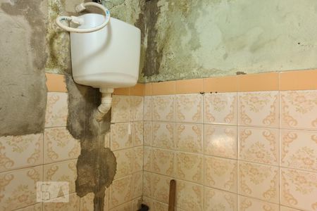 Casa à venda com 230m², 3 quartos e sem vagaCasa 2 - Banheiro Social