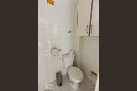 Apartamento para alugar com 90m², 2 quartos e sem vagaBanheiro de Serviço