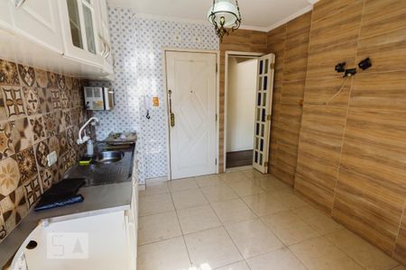 Cozinha de apartamento para alugar com 2 quartos, 90m² em Santana, São Paulo