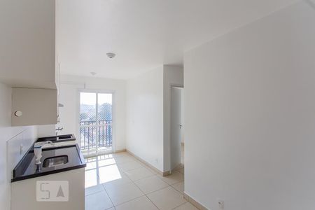 Sala/Cozinha de apartamento à venda com 2 quartos, 40m² em Sacomã, São Paulo
