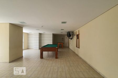Apartamento para alugar com 50m², 2 quartos e 1 vaga Apartamento para alugar com 50m², 2 quartos e 1 vagaSala de Jogos