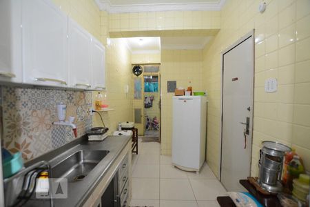 Apartamento à venda com 60m², 2 quartos e sem vagaCozinha